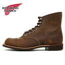 Redwing レッドウィング商品一覧へ 店舗在庫がある場合、当日発送が可能ですが、Redwing レッドウィングは人気が高いブランドの為、実店舗や他ウェブ店舗にて販売してしまい、完売の可能性がございます。 ご注文確認後に当店メーカー在庫を調べ、在庫の有無やお届けに関してメールをお送りいたしますので、必ずご確認いただけますようお願い申し上げます。 こちらの商品はサイズ、イメージ違いによる返品・交換が可能です。御希望の場合、まずはメール、お電話にて御連絡下さいませ。 御希望の場合、無料でラッピングを承っております。ご注文ページ選択肢、または注文時カート内の連絡欄(備考欄)よりご用命下さい。 Redwing レッドウィングREDWINGJAPAN正規品 レッドウィングRW8085 IRON RANGER アイアンレンジャー カッパー「ラフ＆タフ」 REDWINGJAPAN正規品 レッドウィングRW8085 IRON RANGER アイアンレンジャー カッパー「ラフ＆タフ」 こちらの商品は革靴サイズのメーカーとなります。スニーカーと同じサイズでは大きすぎますのでご注意ください。 サイズ感は一般的なビジネスシューズと考えて良いと思います。 上記のサイズについては当店スタッフが履いた時に感じた事や実店舗での接客時の経験を記載しております。 人により感じ方に個人差がございますのであくまで目安とお考えくださいませ。 より詳しく靴の特徴やサイズについての情報が必要な方は、メールまたはお電話(055-233-9292)までお気軽にご相談くださいませ。 アイアンレンジャーとは、レッド・ウィング社のあるアメリカ・ミネソタ州の北部にある鉄鉱石の鉱山地域の名称です。かつてここで働いた多くの鉱夫達は、足先を保護するためにつま先に一枚革を付け加えた「キャップドトゥ」のブーツを履いていたことから、このキャップドトゥのブーツをアイアンレンジャー・ブーツと名付けました。 　この「キャップドトゥ」は20世紀初頭のワークブーツには幅広く採用されたデザインでもあり、創業間もない時期のレッド・ウィング社のカタログ（1910年のもの）を見ると、掲載されている37型のワークブーツの内33型がキャップドトゥのデザインとなっています。時代が流れ、現在の安全靴の標準仕様であるスティールトゥが普及するとともにキャップドトゥのブーツは減っていきましたが、一部のスティールトゥのブーツは当時のつま先保護・補強のための仕様であるキャップドトゥのデザインを1990年代まで保っていました。そうして今日に受け継がれたキャップドトゥのデザインをリファインしたものがアイアンレンジャーです。 　ラスト（木型）はレッド・ウィングのラウンドトゥのブーツに幅広く使われている8番ラストです。ワークブーツらしいゆったりした設計で、履きやすさに定評があります。ソールにはグリップ力に優れたビブラム#430ミニラグ・ソールを採用。 　#8085のレザーであるカッパー・ラフアンドタフは、銀面（革の表面）をわずかに擦って加工し、オイルとワックスを加えたヌバック・レザーの一種です。独特のムラ感と、靴の仕上げ段階で加えられるシワ感を持っています。このレザーでつくられたブーツは、最初から履き込まれたブーツのような深みのある味わいを持っています。 REDWING/レッドウィングは100年以上もの歴史を持つ、アメリカ、ミネソタ州にあるワークブーツの王道ブランド 当店は100%レッドウィングジャパンの正規商品のみを販売しております。 偽物や並行輸入品は一切扱っておりませんのでご安心ください。 アッパー：レザー【カッパー「ラフ＆タフ」】 ソール：ビブラム・430ミニラグ 製法：グッドイヤーウエルト ラスト(木型)：8番 生産：Made in USA カッパー「ラフ＆タフ」 ■日本全国送料無料　※沖縄、離島も含みます ■皮革用防水スプレー(アメダス60ml)1本プレゼント♪ 送料無料