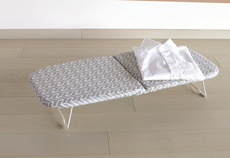 スチームアイロン台　北欧柄　折り畳み型　【Kogure】CI-05 4573306865148　シービージャパン（CB JAPA..