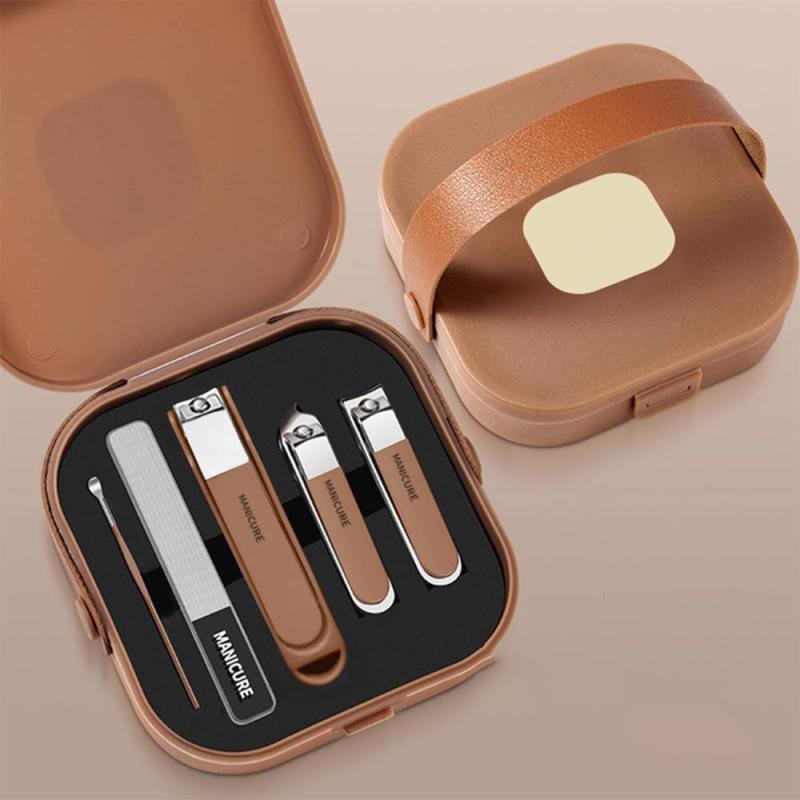 DOUBUYONGYI 5点爪切りセット、美容ギフトセット、ネイルケアセット、多機能、ポータブル、専用収納ボックス付き (茶色)