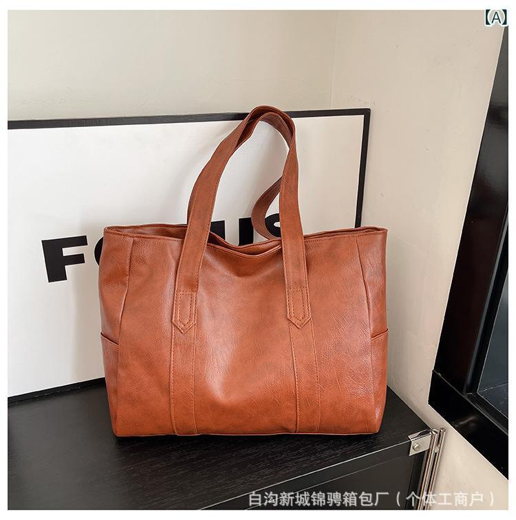 ・カラー展開: 黄茶色、薄紫色、レッド、グレー、グリーン、ブラック・スタイル: ストリート系・素材: PU・バッグの形状: トートバッグ・バッグのサイズ: 中・デザイン要素: 格子柄・裏地素材: ポリエステル・開閉方式: ファスナー・内部構造: スマホポケット・硬さ: やや柔らかめ・外ポケットの種類: 内パッチポケット・仕切りの有無: あり・ショルダーストラップ本数: 2本・利用シーン: 日常使い