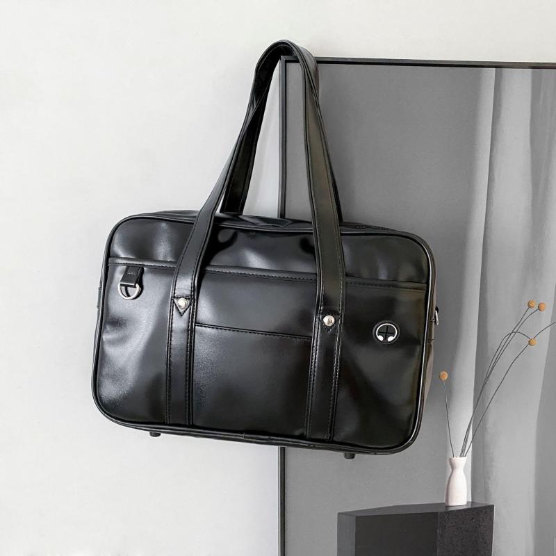 voocye スクールバッグ 合皮 ボストンバッグ 大容量 軽量 カバン 鞄 修学旅行 バッグ PUレザー 小物入れ付き 学生 高校生 通学 男女兼用（ブラック）