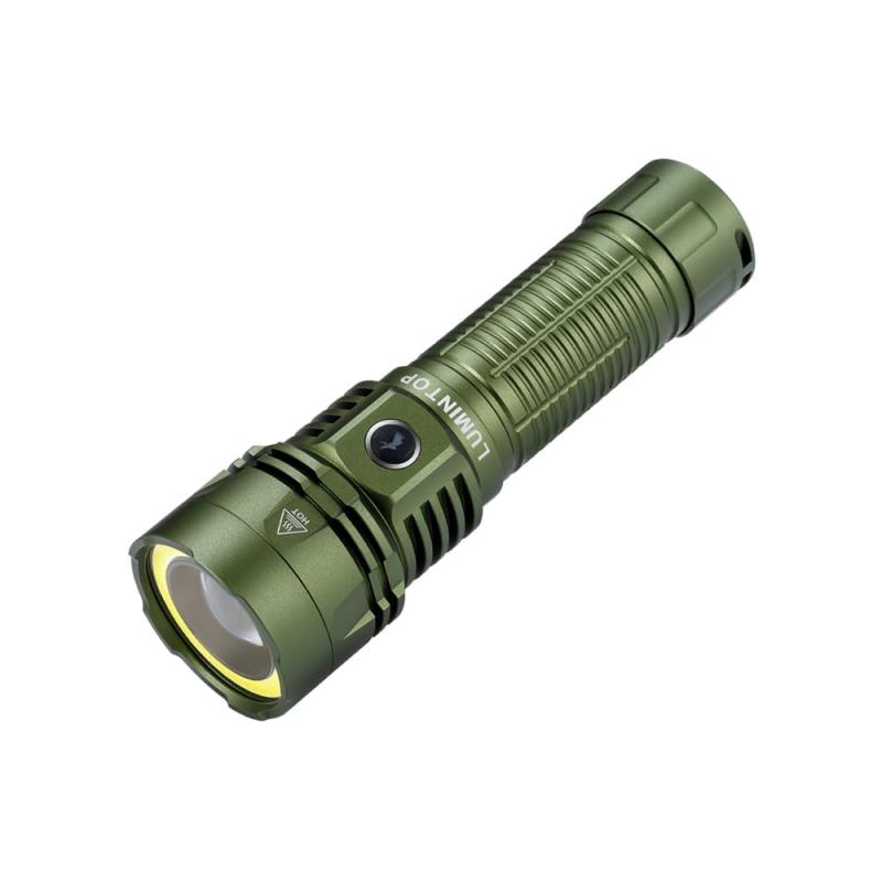 LUMINTOP LED懐中電灯 1500ルーメン 700m照射距離 USB-C充電式 （スポットライト/フラッドライト/赤色灯) IPX8防水 マグネットテール付属 W2*超高輝度＆多機能照明* 最大1500ルーメンの明るさで、スポットライト、フラッドライト、赤色灯、SOS、ストロボモードを搭載。夜間のアウトドアや緊急時に最適です。*長距離照射＆広範囲照明* スポットライトモードで最大700メートルの照射距離、フラッドライトモードで広範囲を明るく照らします。*耐久性＆防水性能* 航空機グレードのアルミ合金製で、IPX8防水（2m防水）および耐衝撃設計。過酷な環境でも安心して使用できます。*マグネットテール＆片手操作* マグネット付きテールキャップで金属面に固定可能。サイドスイッチで片手操作が簡単、作業やキャンプ時に便利です。