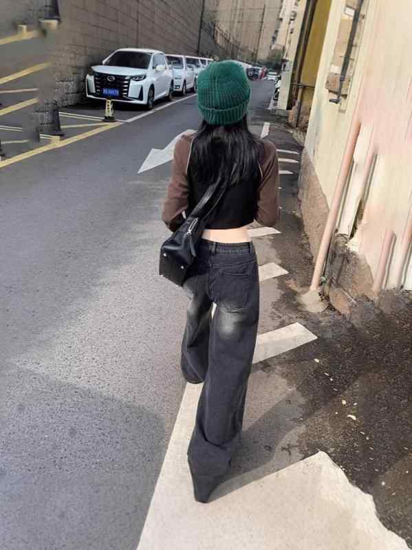 樂天商城 - ジーンズ レディース デニムパンツ ジーパン 長ズボン ボトムス ハイウエスト 微フレア レギュラー ストレート ワイドレッグパンツ ヴィンテージ風 カジュアル 韓国風 裏起毛 厚手 保温 防寒 暖かい 伸縮性 ストレッチ ボタン グレー 灰色