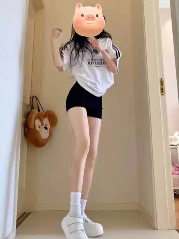 Rakuten - ショートパンツ レディース デニムパンツ ジーンズ ジーパン 短パン ホットパンツ ハーフパンツ ボトムス 高腰 ハイウエスト ストレッチ 伸縮性 タイト 細見え スリム 美脚 脚長効果 カジュアル ストリート 黒 ブラック