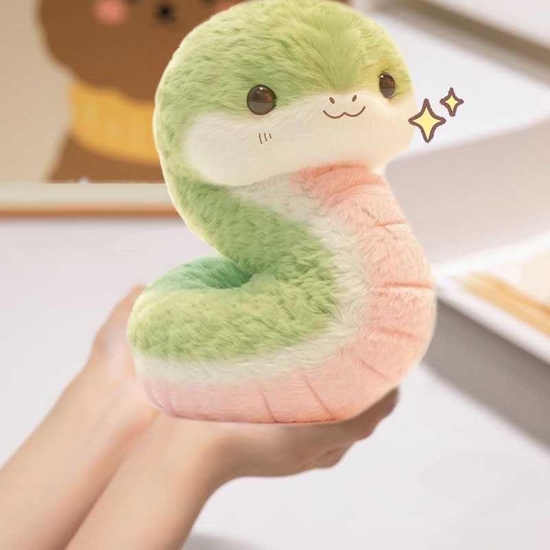 ぬいぐるみ 蛇 ヘビ 人形 トイ おもちゃ ホビー 抱き枕 添い寝 インテリア 置物 クッション ふわふわ かわいい 長毛絨 PP綿 25cm アニマル 動物 爬虫類 グリーン イエロー キャラクター グッズ 雑貨 子供 誕生日 ギフト プレゼント