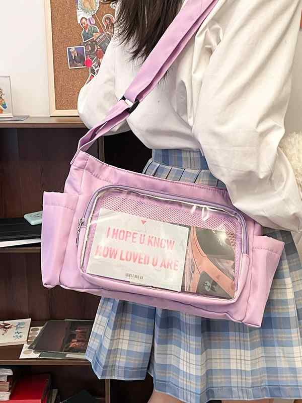 ・カラー展開: ホワイト、ブラック、ピンク、グリーン、ブルー、パープル・スタイル: フェミニン・主な素材: ナイロン・バックの種類: トートバッグ・サイズ: ミディアム・デザイン要素: パッチワーク・裏地: ポリエステル・形状: 縦型スクエア・開閉方式: ファスナー・内部構造: スマホポケット・硬さ: ソフト・外ポケットの種類: オープンポケット・ショルダーストラップ本数: 1本・着用シーン: デイリー