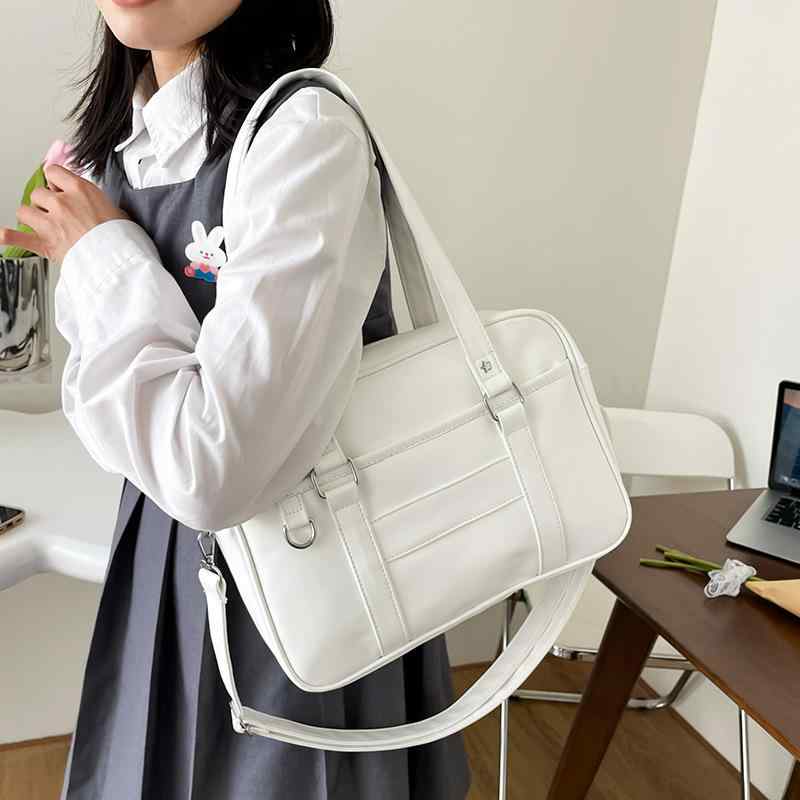Rakuten - スクールバッグ レディース ショルダーバッグ 手提げ鞄 ハンドバッグ ボストンバッグ 肩掛け かばん 斜めがけ 大容量 通学 通勤用 A4 旅行 学生 レトロ かわいい シンプル カジュアル 普段使い PUレザー 合成皮革 白 黒 茶