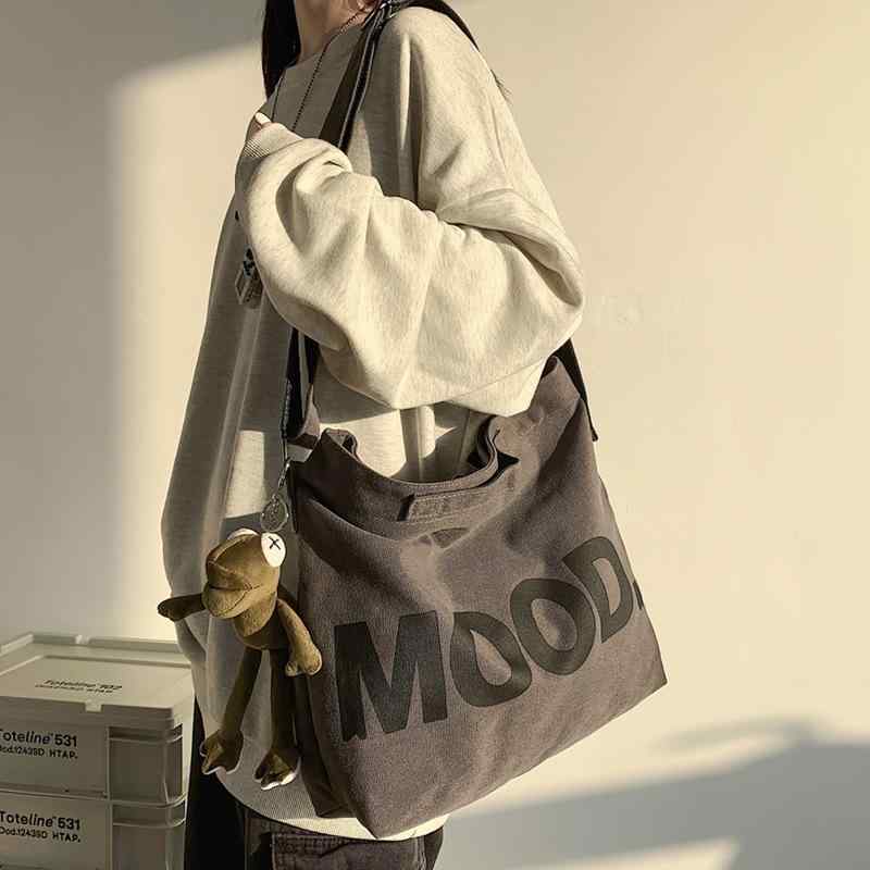 樂天商城 - ショルダーバッグ メンズ レディース 斜めがけ 大容量 トートバッグ 肩掛け カバン 鞄 キャンバス キャンバスバッグ カジュアル 通勤 通学 旅行 旅行バッグ シンプル 無地 縦型 スクエア型 ジッパー ファスナー 軽量 A4 ブラック グレー グリー