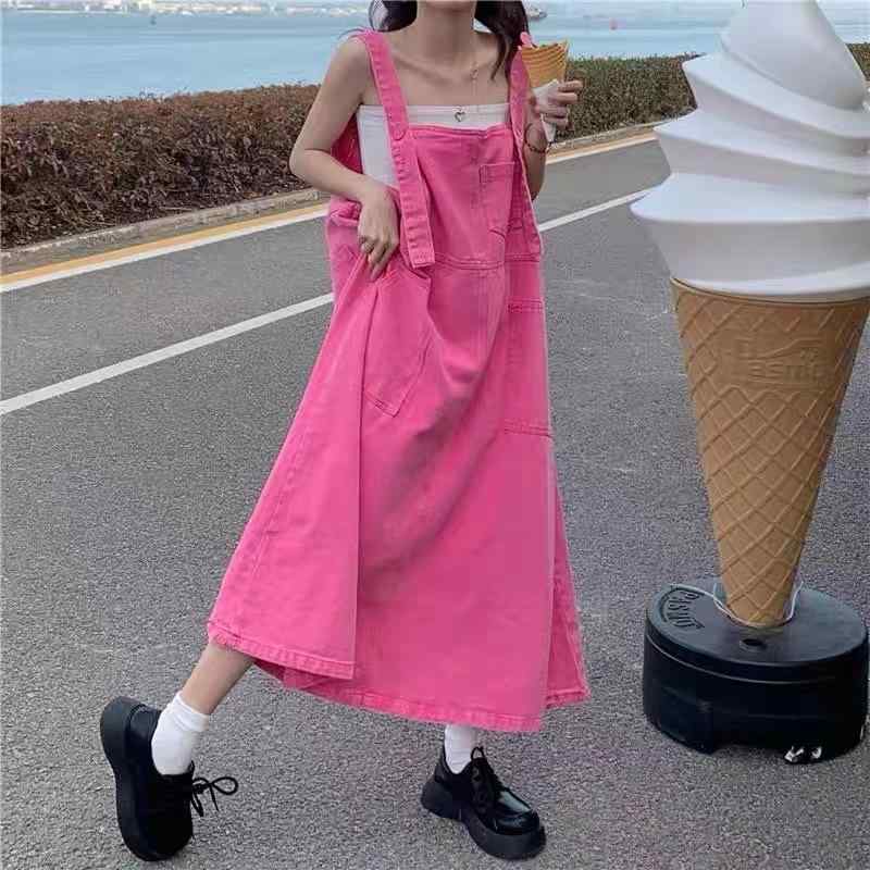 乐天商城 - ワンピース レディース デニム 背広スカート デザイン ユニーク 夏 ゆったり ノースリーブ 中長丈 ピンク かわいい 甘め 綿 素材 純色 方領 斜め肩 街頭風 潮人スタイル 通勤 普段使い
