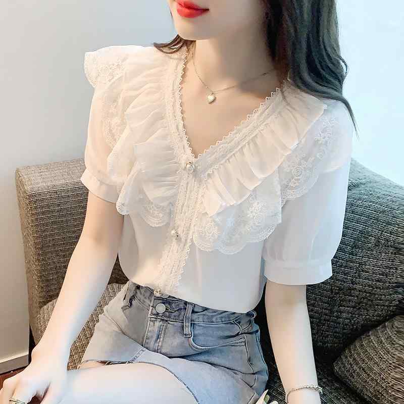 乐天商城 - レディース ブラウス Vネック レース フリル 泡袖 半袖 雪纺 トップス かわいい 女性用 白色 軽量 通気性 民族風 清新 甘め スタイル 夏 春夏 ネット素材 プリンセススリーブ 波状襟 普通丈 セットイン
