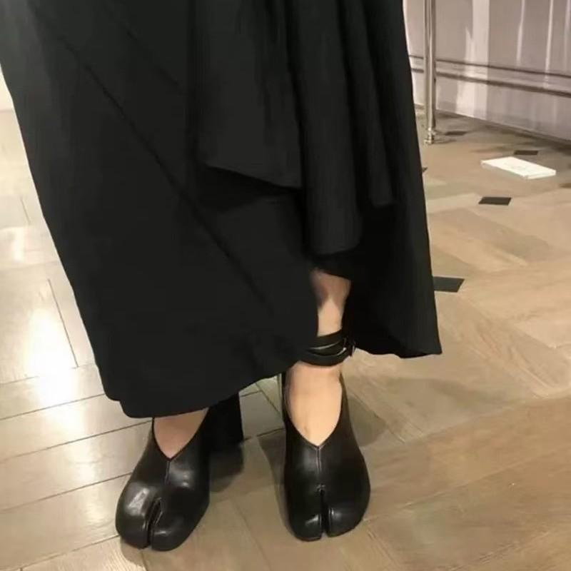 Shoes - 女性用 高跟 シューズ 丸頭 粗跟 メアリージェーン 分趾 復古 単靴 低幫 浅口 黒 赤 白 純色 PU素材 ラバー底 日常履き オールシーズン 通用 軽量 伸縮性 ビッグシルエット ハイウエスト Vネック 接触冷感 吸湿速乾 通勤用 普段使い