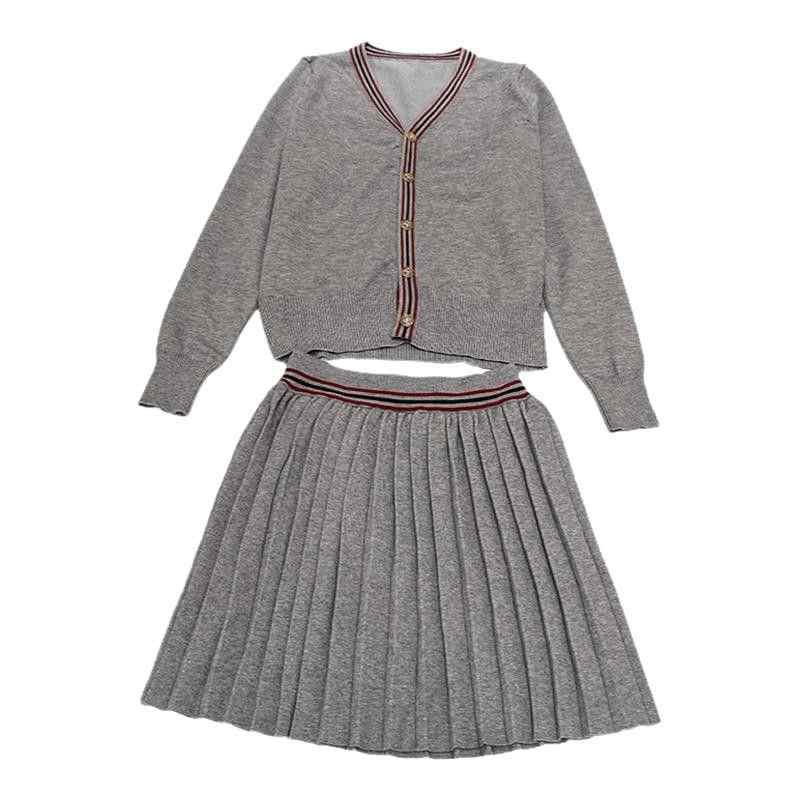 レディース ニット 開衫 スカート セット 通勤 学院風 ストリート カジュアル かわいい 甘め スタイル ゆるめ シルエット ピッチ 切り替え Vネック 長袖 ハイウエスト プリーツ 膝上 ミニ スカート セットアップ 灰 白 青 腈纶 混 ニット 素