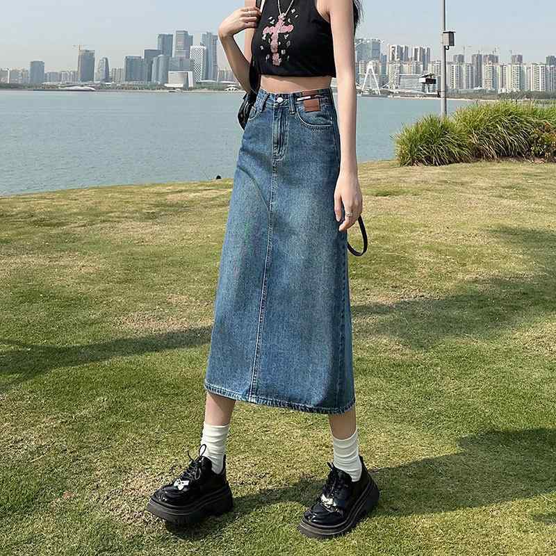 デニムスカート レディース ロングスカート スリット入り ハイウエスト タイトスカート Aライン ミモレ丈 カジュアル 美脚 脚長効果 スタイルアップ 着回し オールシーズン・加工: 高マンガン酸洗・生地名称: 全棉デニム・主な生地成分: 綿・スカート型: Aラインスカート・スカート丈: ミモレ丈・流行の要素: ワッペン、スリット、ウォッシュ加工・カラー展開: ヴィンテージブルー・サイズ展開: S, M, L, XL, 2XL・スタイル: 通勤スタイル・主な生地成分含有率: 70%〜80%・スカートカテゴリ: スカート・伸縮性: なし・スタイル感: エレガント