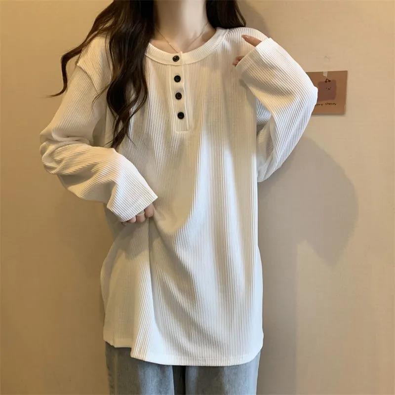 Rakuten - Tシャツ レディース 中長丈 長袖 保暖 秋冬 ニュートラルデザイン ゆったり ビッグサイズ インナー トップス ヒットシャツ ベースレイヤー 韓流スタイル 甘め 清新 ボタン ボタンカラー ポリエステル デュフロン ソリッドカラー セットネック ルーズ