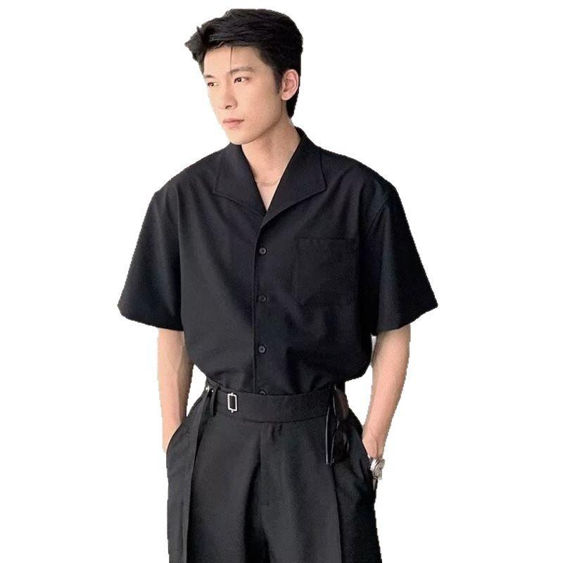 樂天商城 - メンズ シャツ トップス 古バ襟 短袖 薄手 2025夏 ポリエステル 涼しい 黒 白 広め ゆったり 日系 工装 開襟 5分袖 純色 普通厚 明線 青年 成人 男 四季 免烫 休闲 イン 潮 痞 帅