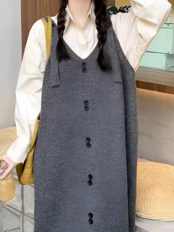 ・スタイル: 休闲・カテゴリ: 连衣裙・主な素材: 锦纶30-50%・柄: 纯色・袖丈: 无袖・スカート丈: 中长款・スカートタイプ: 吊带裙・ネックライン: 圆领・ウエスト位置: 中腰・カラー展開: 深灰色、杏色、红色、黒色・サイズ展開: M、L、XL・ディテール: 纽扣・ディテール: 拼接