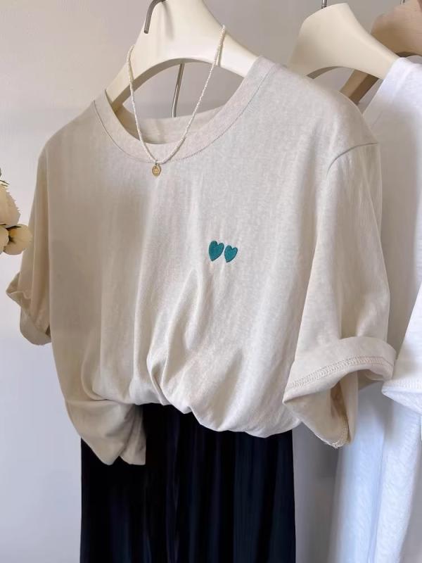 Tシャツ レディース 短袖 トップス 綿 刺繍 ハートモチーフ 雪花柄 軽薄 透気 丸首 ゆったり ルーズフィット 夏 杏 白 黒 粉 通勤 普段使い 気質 韓国風 快適 休闲 百搭