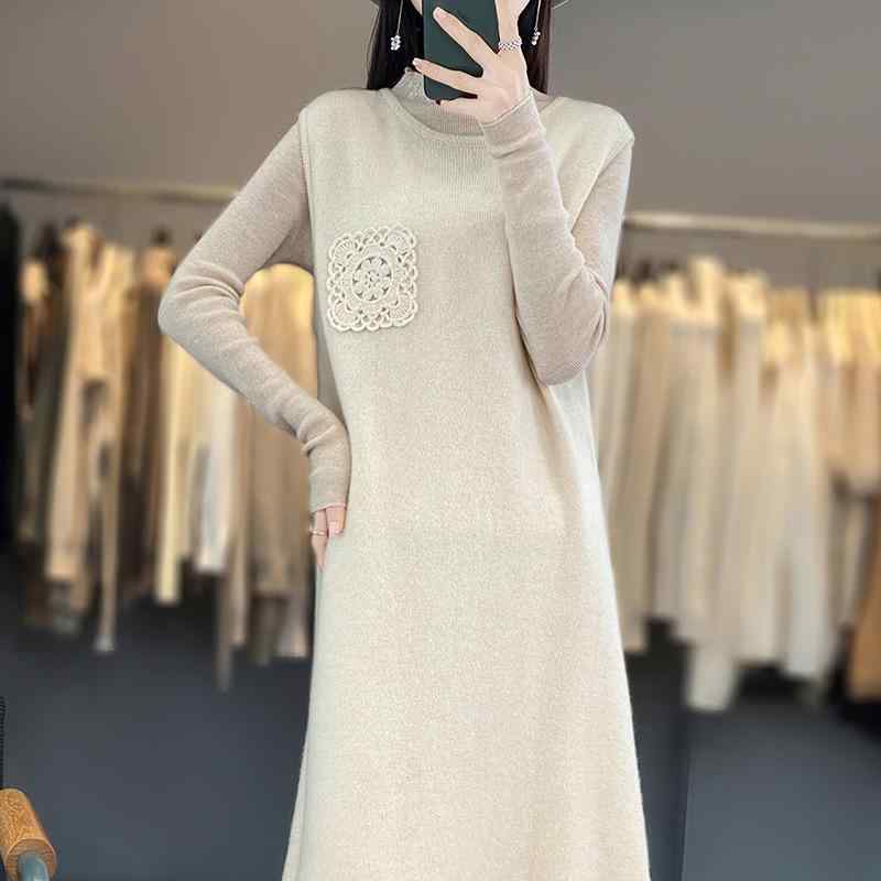ニットワンピース レディース ロング丈 ウール ノースリーブ ベスト ジレ 膝丈 秋冬・スタイル: プルオーバー・着丈: 普通(50-65cm)・ネックライン: 写真参照・素材: ウール100%・カラー展開: 金棕紅, 摩卡棕, 原絨米, 原絨駝・サイズ展開: S, M, L, XL, XXL・スタイルタイプ: 通勤・対象年齢層: 大人・性別: 女性・フィット感: レギュラー・製品カテゴリ: ベスト