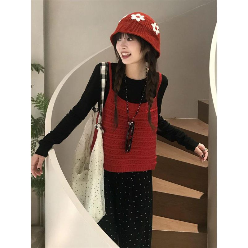 レディース ニット 吊りバンド ベスト 黒 Tシャツ セット 秋冬 赤 黒 雪ニール 伸縮性 長袖 プリンセススリーブ ゆったり 私服 コーディネート 柔らか素材 暖か レイヤード トップス