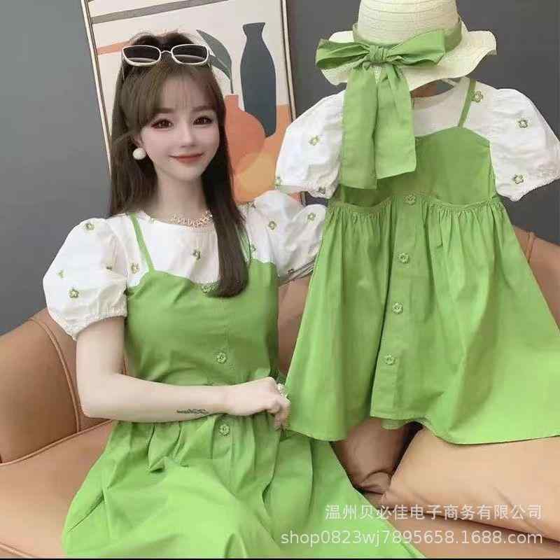 ・カテゴリ: 童セット・スタイル: 韓国風・セット内容: 2点セット・対象年齢: 中小童(3~8歳)・対象身長: 90cm,100cm,110cm,120cm,130cm,140cm・主な素材: 綿・主素材成分: 綿80%・パターン: 無地・要素: 配色・厚み: 薄手・生地加工: 柔軟加工・カラー展開: 単色・安全基準: B類
