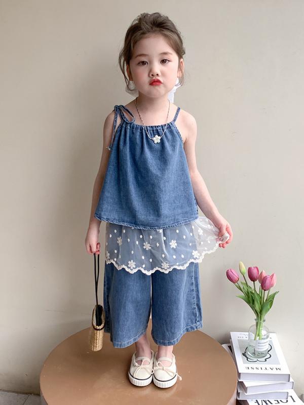 樂天商城 - 女の子 夏服 牛仔 セットアップ 吊り帯 キャミソール フリル 付き ワイドパンツ 3点セット 薄手 綿素材 柔らかい 無袖 長ズボン 純色 ブルー 休闲 スタイル 子供服 中小童 サイズ 90cm 100cm 110cm 120cm 130cm 140