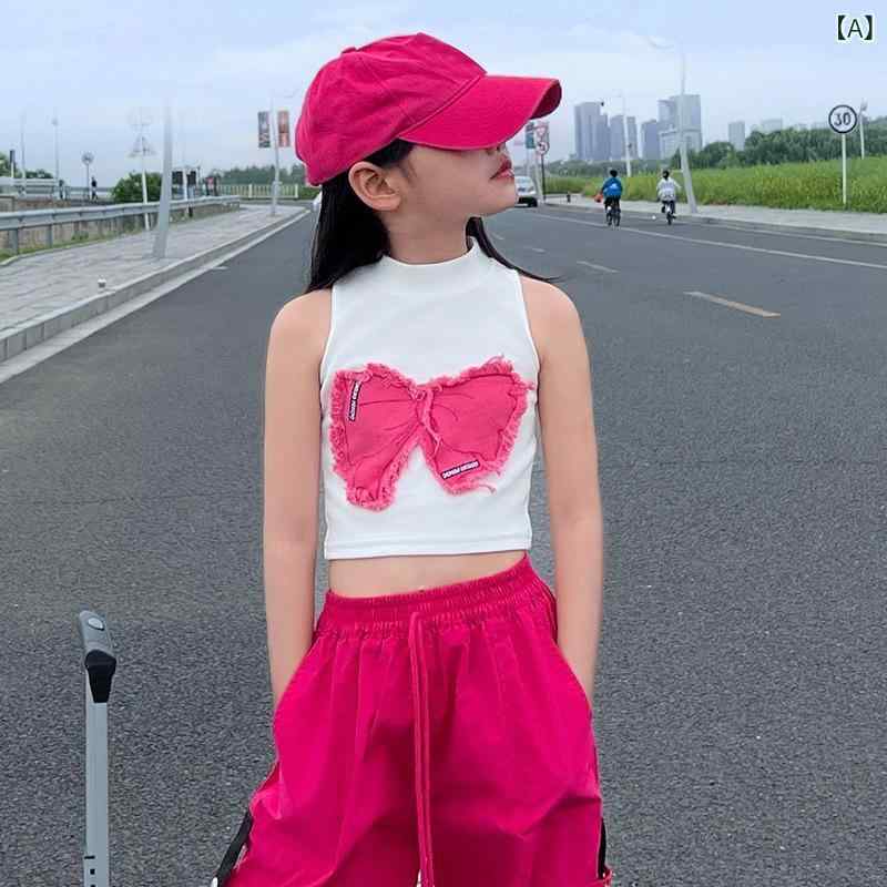 ・カテゴリ: 子供服・スタイル: カジュアル・セット内容: トップスとパンツ・セット数: 2点・対象年齢: 8歳以上・対象身長: 140cm以上・袖丈: ノースリーブ・フード: なし・パンツ丈: ショート・加工: 柔軟・厚み: 薄手・柄: 無地・要素: ストリート・トップス形状: プルオーバー・素材名: 綿・主素材: 綿65%・カラー展開: ホワイト、ブラック、ピンク、ブラック・サイズ展開: 120cm、130cm、140cm、150cm、160cm、170cm