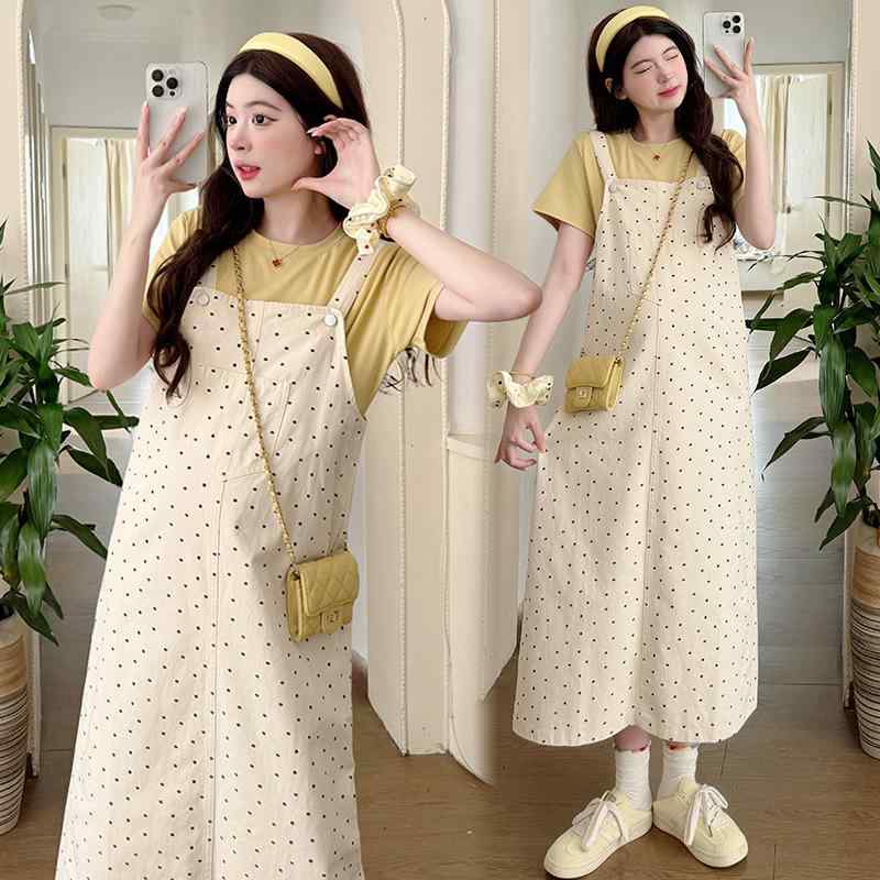 ワンピース マタニティ レディース サロペット ドット柄 2点セット 妊婦服 春夏 高級感 かわいい 普段着["・カテゴリ: セットアップ", "・柄: ドット", "・袖丈: 3分袖", "・素材: 綿70-80%、アクリル、ポリエステル30%以下", "・カラー展開: イエロー（上衣）、ジャンスカ、イエロー（上衣+パンツセット）", "・サイズ展開: M, L, XL, 2XL", "・スタイル: 通勤、コンフォートカジュアル", "・流行の要素: 立体装飾", "・スカート丈: ミモレ丈", "・袖型: レギュラー袖", "・工芸: ノーアイロン加工"]