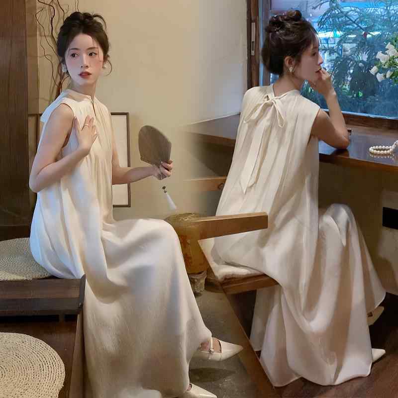 ワンピース マタニティ ノースリーブ ロング丈 春夏 オールシーズン ゆったり 体型カバー チャイナ風 エレガント きれいめ カジュアル フレア 柔らかい 通気性 妊婦服 産前産後 お出かけ 部屋着 授乳服・ネックライン: 丸首・袖丈: ノースリーブ・素材: 絹光綿・主素材成分: 綿・主素材成分含有量: 30%以下・柄: 無地・スカート丈: ロングスカート・カラー展開: シャンパン・サイズ展開: M,L,XL,2XL・スカートシルエット: マーメイドスカート・スタイル: カジュアル、スウィート