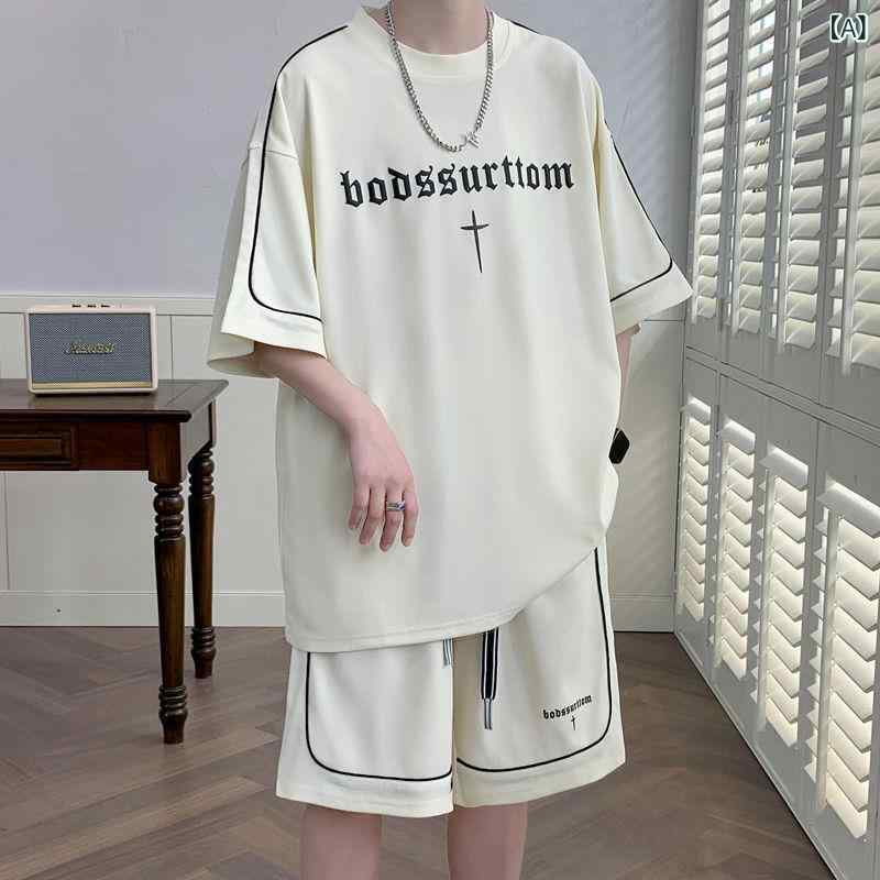 メンズ Tシャツ 短パン セット 夏 涤纶 ポリエステル 素材 短袖 トップス 杏 黒 カーキ 白 色 幅広 ゆったり スタイル 港風 香港風 カジュアル 休日 外出 青春 18-24歳 向け 軽量 通気性 速乾 機能 組み合わせ コーデ 人気 コーディ