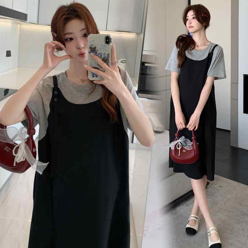 ワンピース レディース マタニティ 夏服 半袖 膝丈 韓国風 ブラック 切り替え フェイクレイヤー 妊婦服 かわいい 普段着 通勤用・カテゴリ: ワンピース・ネックライン: クルーネック・袖丈: 三分袖・素材: 綿70%〜80%・柄: 拼接・スカート丈: ロング・カラー展開: 画像参照・サイズ展開: M,L,XL,2XL・スカートシルエット: Aライン・スタイル: ストリート・デザイン: サロペットスカート・袖型: 定番・素材2: スパンデックス30%以下・加工: 拼接