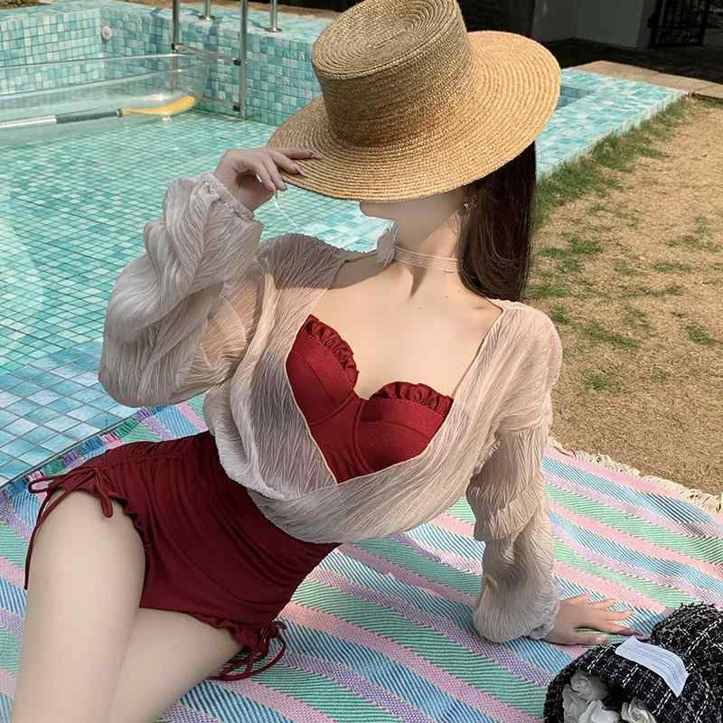 ・カテゴリ: 連体泳衣・スタイル: セクシー、タイト、バックオープン、フレッシュ、ヨーロピアンモダン、コンサーバティブ・柄: ソリッド・主な素材: ポリエステル84%・裏地素材: ポリエステル84%・袖丈: 長袖・カラー展開: バーガンディ・サイズ展開: M、L、XL