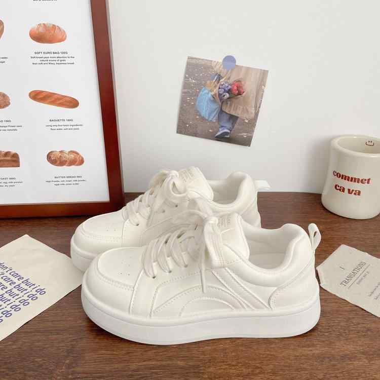 Other - レディース スニーカー 春季 学院風 韓版 小白鞋 低帮 丸型 トゥ 切り替え PU 修面 ピース ミッドヒール 3-5cm 松糕 フォルム ルーズ フィット ラフ スタイル 注塑 シューズ フロント レースアップ 耐摩耗 ラバー ソール シミュレザー