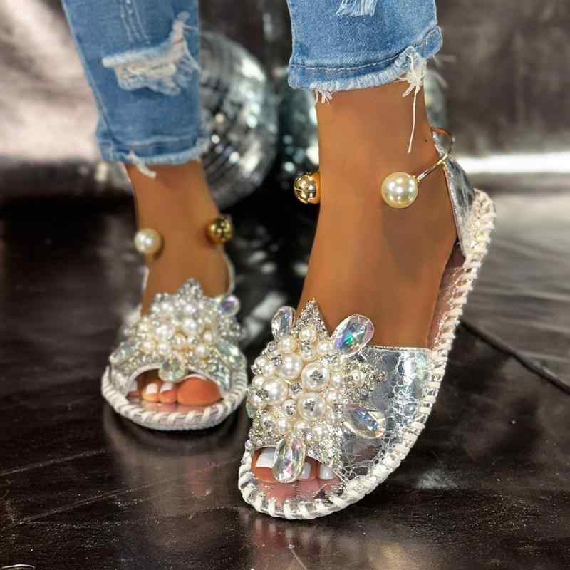 Women'S Shoes - 女性用 フラットサンダル 夏用 ファッション 気品 デザイン 珍珠 花 モチーフ 外履き オープントゥ シューズ 欧米風 仙女スタイル ワンピース コーデ ローヒール スライドオン 軽便 透気性 PU 素材 ラバーソール 低カット サイドオープン ラウン
