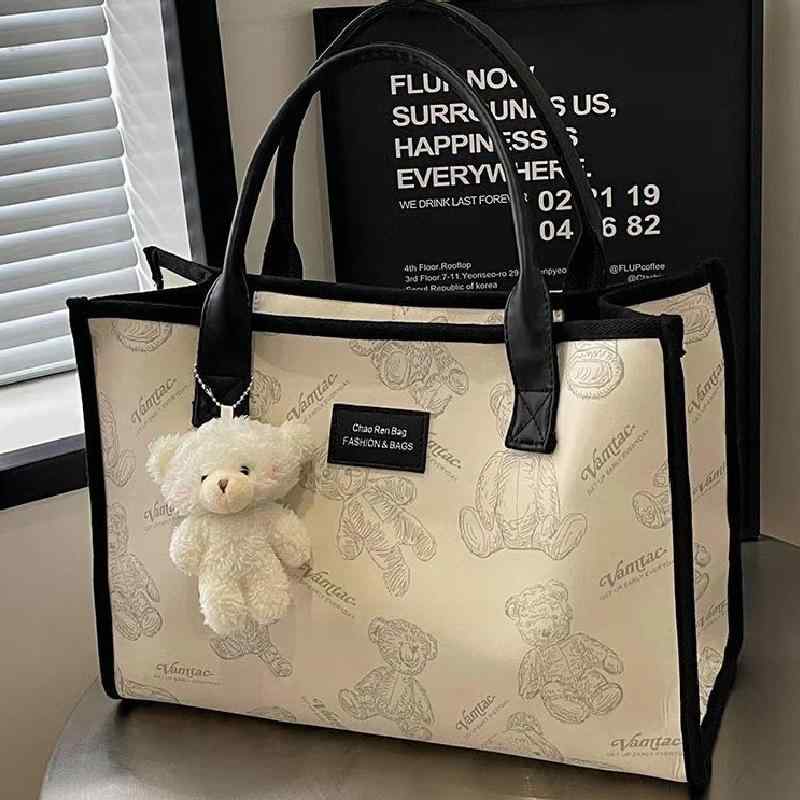 トートバッグ レディース 帆布 大容量 鞄 通勤用 ママバッグ 手提げ 肩掛け カジュアル キャンバス 無地・カラー: ブラック、ホワイト・スタイル: ジェンダーレス・素材: キャンバス・アイテムタイプ: トートバッグ・サイズ感: 大・デザイン: プリント・裏地素材: キャンバス・形状: 縦型スクエア・開閉方法: ファスナー・内部構造: ファスナー付きポケット・硬さ: ソフト・ポケット: 内ポケット付き・ストラップ: 2本・用途: デイリーユース