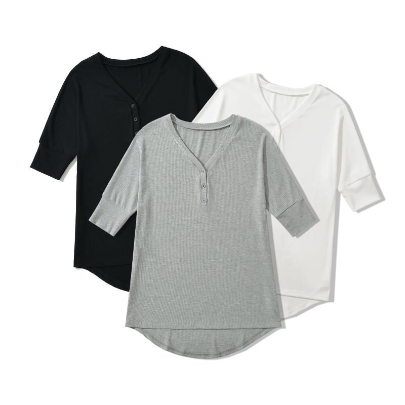 Rakuten - Tシャツ 女性用 Vネック ボタン ワイド ルーズ 薄手 短袖 コットン 綿 95%以上 切り替え 加工 街頭 スタイル 潮人 ユーロ 風 快適 休闲 白色 花柄 灰 黒 夏