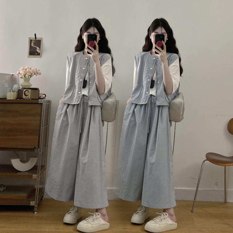 樂天商城 - レディース 無袖 レイヤード ベスト Tシャツ 半身スカート 3点セット 夏 大きいサイズ ファッション 気質 スリム セットアップ スカート 雪ニール 氨綴 30%以下 春季 御姐風 私服 名媛 スタイル 純色 シルク加工 韓国風 微胖 風情 美式 復