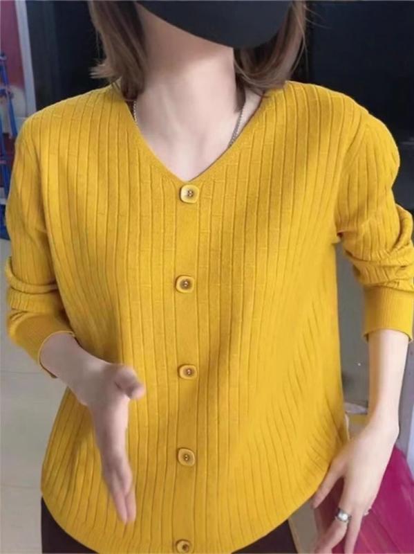 制服, 作业服 - ニットトップス レディース 長袖 Vネック ゆったりシルエット ココナッツボタン 春季 セットアップなし 単品 薄手 ポリエステル ポリエステル混 純色 セットオンスタイル イージーケア 白色 黒 ピンク 赤 赤ピンク 黄 緑 青 ベージュ 均一サイズ