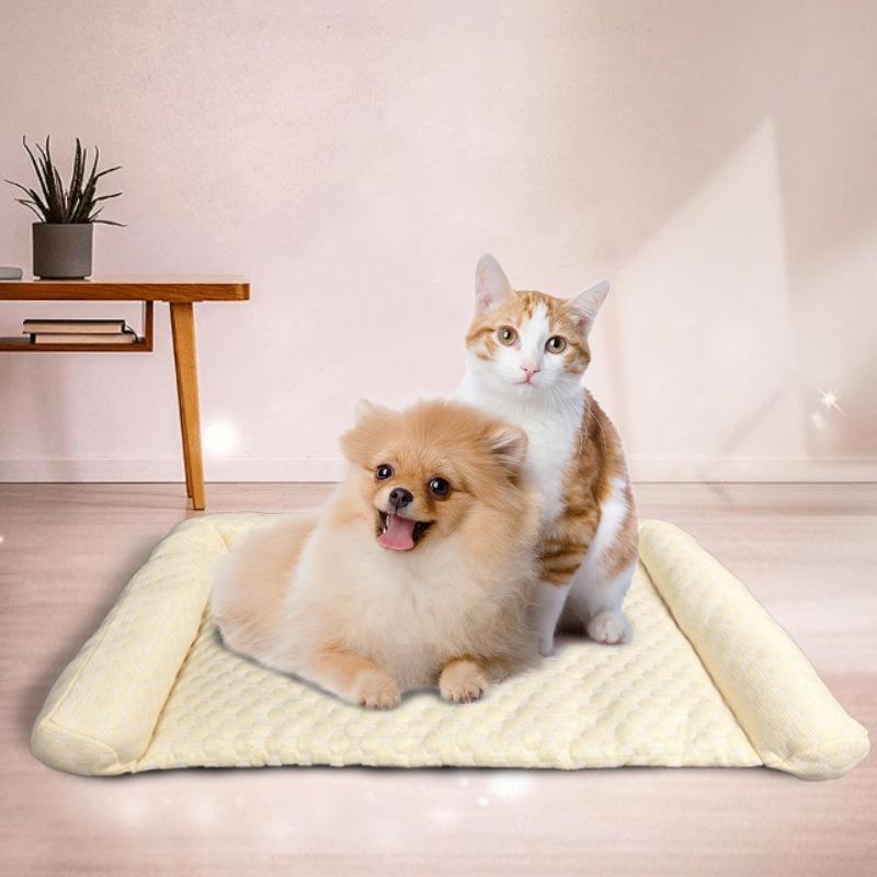 ペットマット ペットベッド 夏用 冷却マット 犬 猫 犬用 猫用 接触冷感 ひんやり 冷感 クール マット シート オールシーズン・素材: 起毛素材・製品カテゴリー: 冷却マット・カラー展開: ライトブルー, ライトグレー, ライトイエロー, ライトピンク, フルーツグリーン・サイズ展開: S(50x30cm), M(60x35cm), L(70x45cm), XL(80x50cm), XXL(100x65cm), XXXL(120x80cm)・対象: 犬・使用シーン: 室内