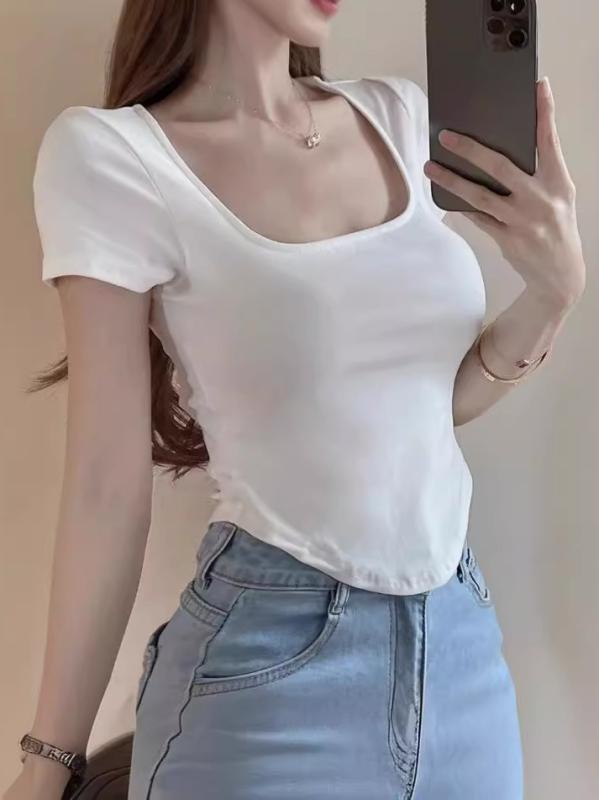 乐天商城 - Tシャツ 女性用 短袖 丸下摆 Uネック 修身 短丈 トップス 綿混 スパンデックス ストレート袖 セットインスリーブ 単色 夏 ブラック ホワイト 韓国スタイル 日韓カジュアル 気質 エレガント デザイン性 ニッチ 軽量 伸縮性 普段使い 通勤