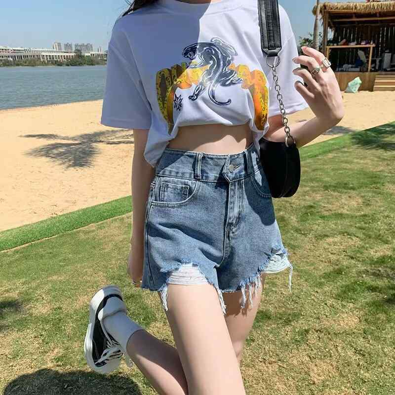 乐天商城 - デニム ショートパンツ レディース 高腰 ワイドレッグ フレア Aライン 破れ ラフエッジ コットン 素材 通勤 スタイル 気質 デザイン 直筒 シルエット ポケット ディテール 無弾性 免烫 加工 夏 復古 ブルー 黒 ミッド 丈 百搭 アイテム