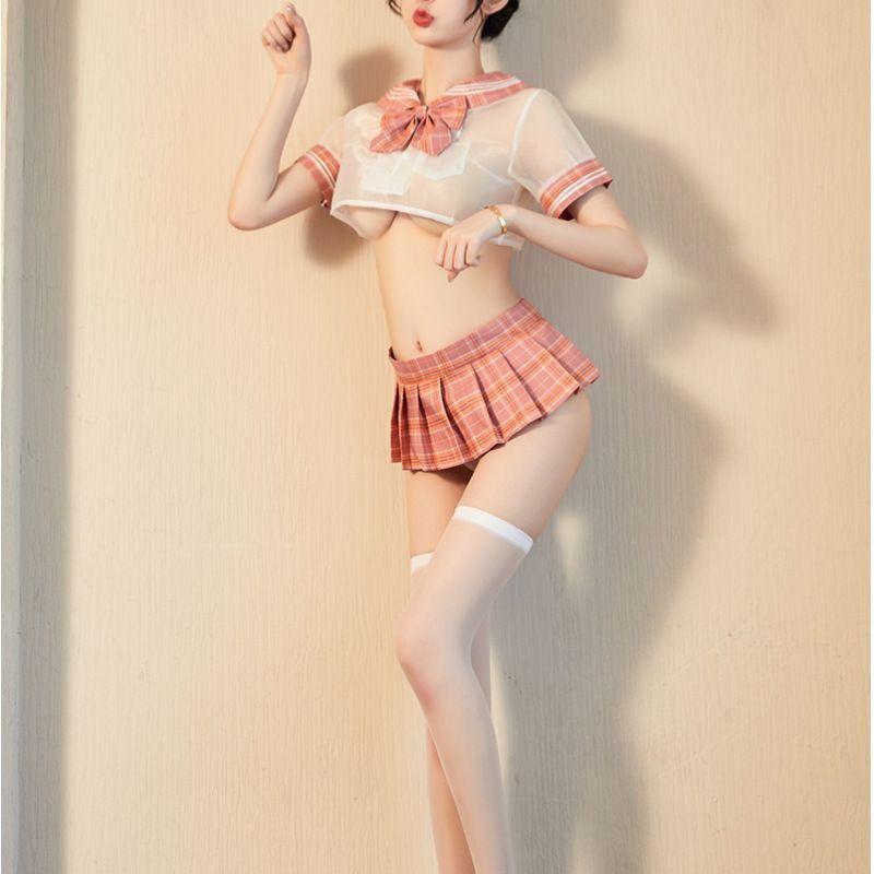 ・スタイル: 制服・主な素材: ポリエステル100%・カラー展開: 赤チェック、青チェック、グレーチェック、赤+白、赤チェック+白網ストッキング、赤チェック+白開脚ストッキング、青チェック+黒網ストッキング、青チェック+黒ストッキング、青チェック+黒開脚ストッキング、グレーチェック+黒網ストッキング、グレーチェック+黒ストッキング、グレーチェック+黒開脚ストッキング・サイズ展開: 均一サイズ