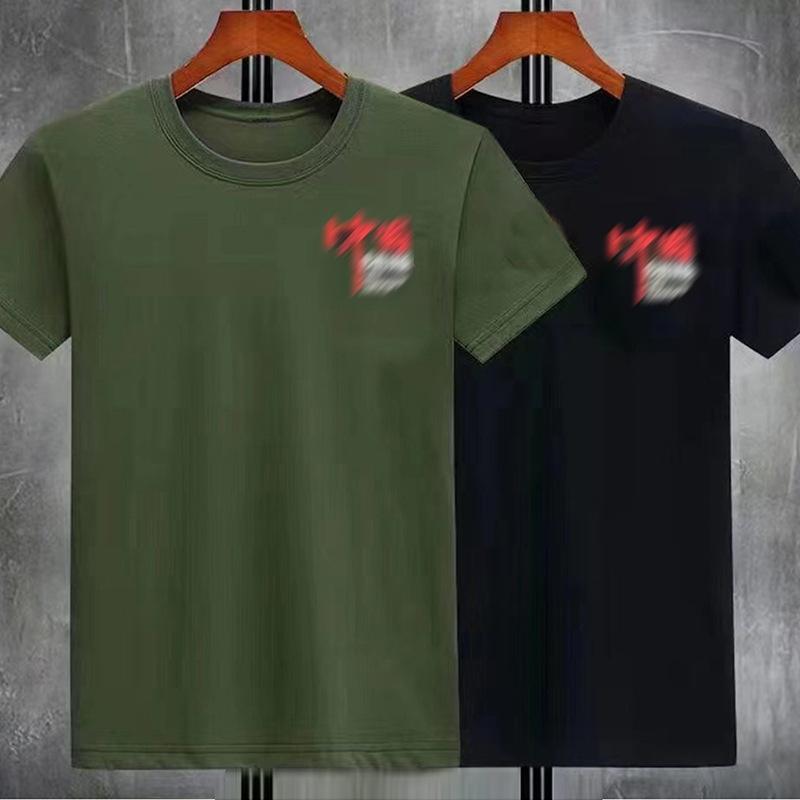 ・カテゴリ: Tシャツ・スタイル: 運動休闲・主な素材: 綿91-95%・柄: 迷彩・版型: 宽松型・ネックライン: 圆领・袖丈: 短袖・袖型: 常规・カラー展開: 緑、黒・サイズ展開: 1XL、2XL、3XL、4XL、5XL・厚さ: 薄款・適用シーン: 運動・スタイル詳細: 提花・素材機能: 速干、透気、吸湿排汗、色牢度高・重量: 180-250g