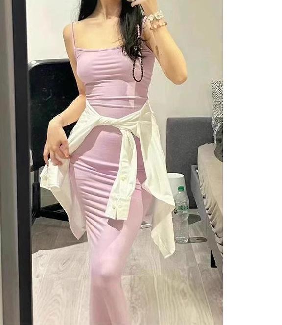 樂天商城 - ワンピース レディース 吊帯長スカート スリムフィット スリム効果 セクシー かわいい 私服 夏 印花柄 黄色 ピンク系 ネイビー ベビーブルー パープル 接触冷感 軽量 伸縮性 高級感 ハイウエスト 包臀デザイン Vネック 無袖 一字領 ロング丈 ビッ