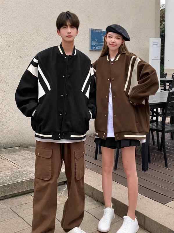 メンズ ジャケット 復古 撞色 野球服 外套 春季 秋季 トレンド スモールクローゼット 高級感 大きいサイズ コットン混紡 ポリエステル 耐摩耗 色牢度 スタンドカラー ルーズフィット シングルブレスト ノーハット ミディアム厚 ピースカラー ストレー
