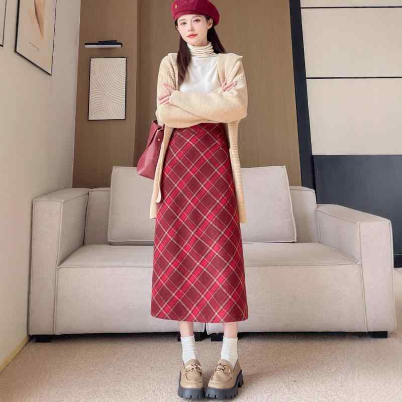 {"result": "スカート レデ�