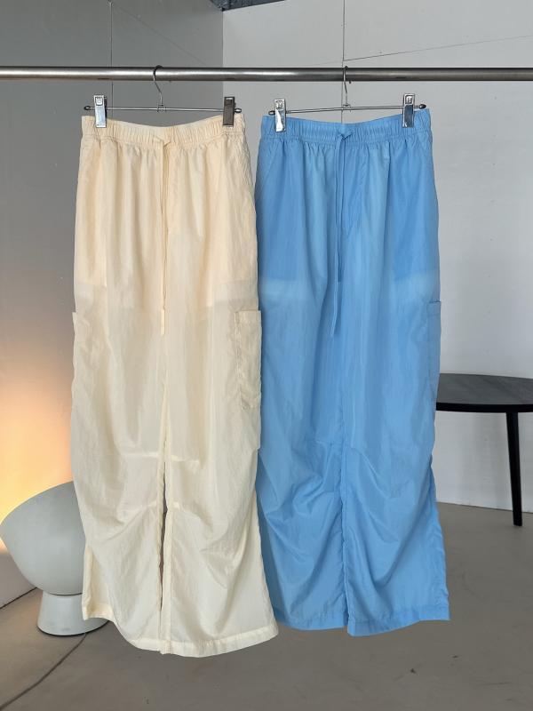 レディース ワイドパンツ 防晒 クロップドパンツ 工装パンツ 軽薄 爽快 機能性 ロングパンツ 松腰 切り替え 米黄色 ブルー 米色 薄手 米白 ナチュラルカラー 日韓 カジュアル スタイル 夏 春夏 ゆったり シルエット 日常使い 屋外 アクティビティ
