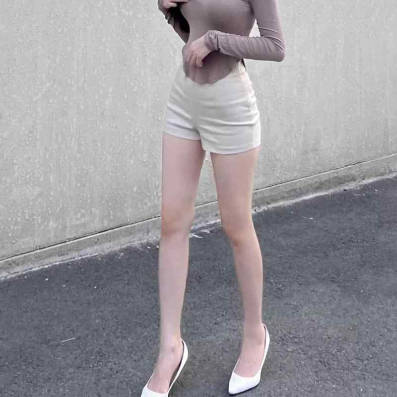 Rakuten - レディース ショートパンツ 高腰 直筒 綿 スパンデックス 微弾性 純色 セクシー スリム ヒップアップ 軽量 中厚 通勤 普段使い デート 春夏 秋冬 白色 黒 米色