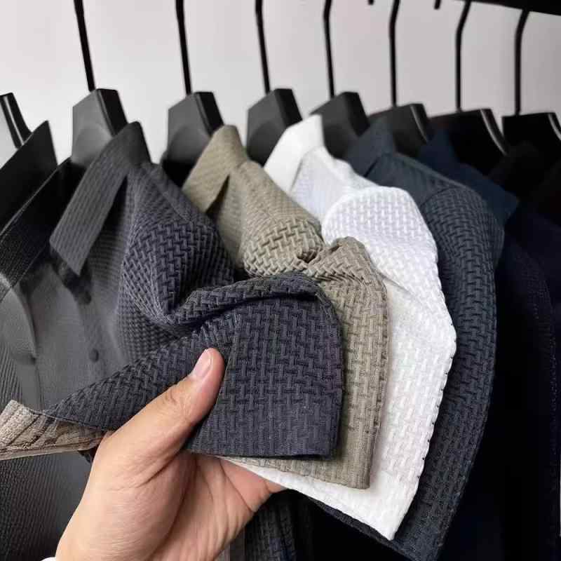 ・カテゴリ: POLOシャツ・スタイル: カジュアル・主な素材: ポリエステル81-90%・袖丈: 短袖・版型: ゆったり・柄: 無地・特殊加工: パッチワーク・厚み: 普通・カラー展開: ブラック、カーキ、グレー、ブルー、ホワイト、グリーン・サイズ展開: M、L、XL、2XL、3XL、4XL、5XL