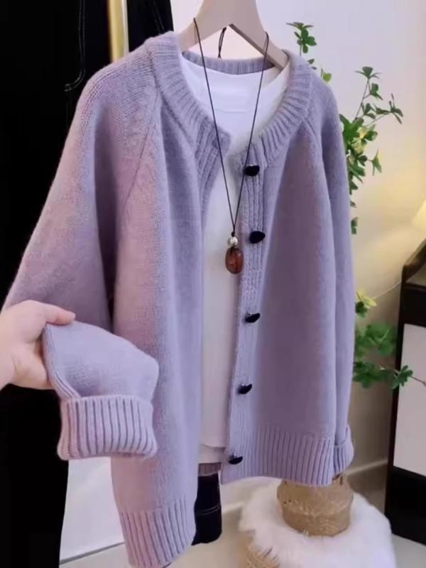 Long-Sleeved Knit - レディース ニットカーディガン 開衫 紫 粉 緑 白色 丸首 長袖 ゆったり ゆるい 優しい 秋冬 毛糸 セーター コート 通勤 気質 単排ボタン ニット加工 中厚 単品 普通丈 50-65cm 腈纶 無地 スタイル