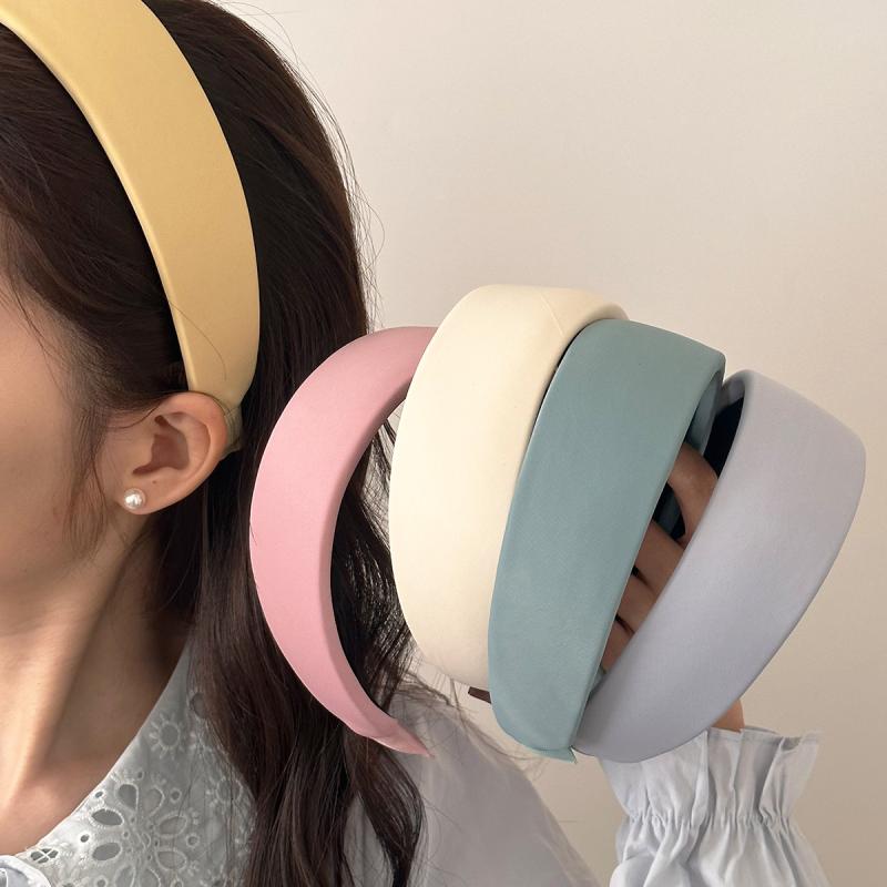 ヘアアクセサリー 韓国風 復古 さつ面 幅広 ヘアバンド 女性用 高級感 頭頂部 洗顔用 かわいい 頭飾り ピンク イエロー ブルー 春季 甘い 清新